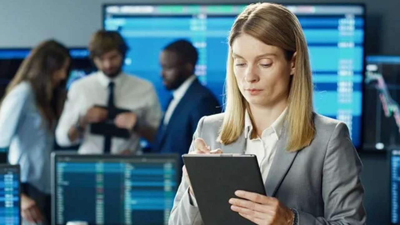 hisseler kirmiziya boyandi bank of americadan 5 milyar tlye yakin satis uXyV5qHn