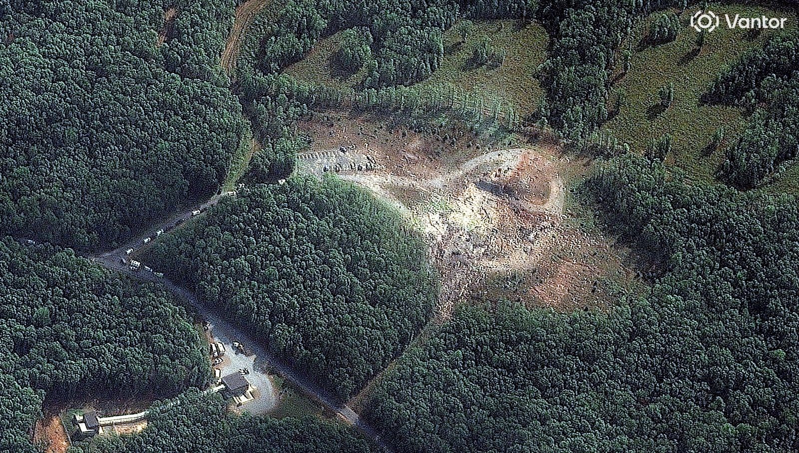 16 kisi oldu bina yok oldu abddeki patlamanin boyutu uydu goruntulerinde MPtPPww8.jpg