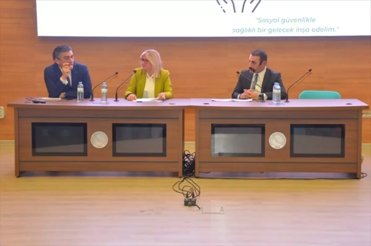 kaeude kayit disi istihdam konferansi duzenlendi 5d5KVfmt