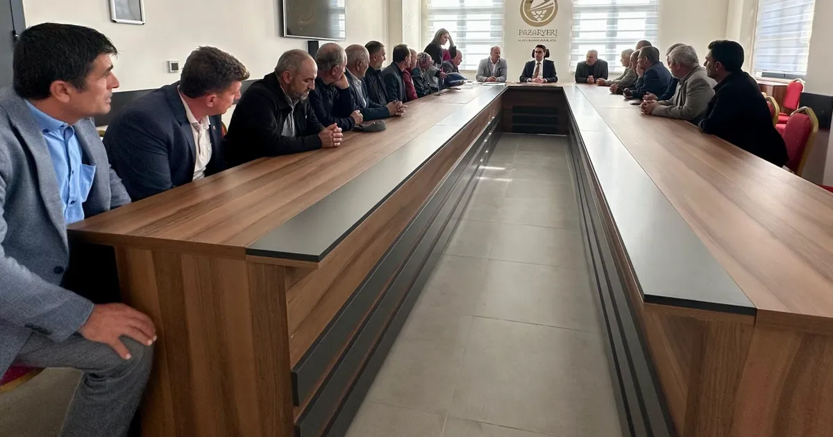 bilecikpazaryerinde muhtarlarla bulusma E8TruvhZ.webp